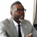 Chicago Mayor Threatens to Arrest ICE Agents in Major Escalation