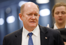 Senators Defend Recess Amid Shutdown