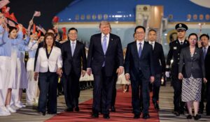 Expert Analyzes Trump-Xi 2026 vs. 2017
